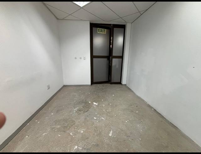 190M² OFFICE TO LET IN TYGER VALLEY